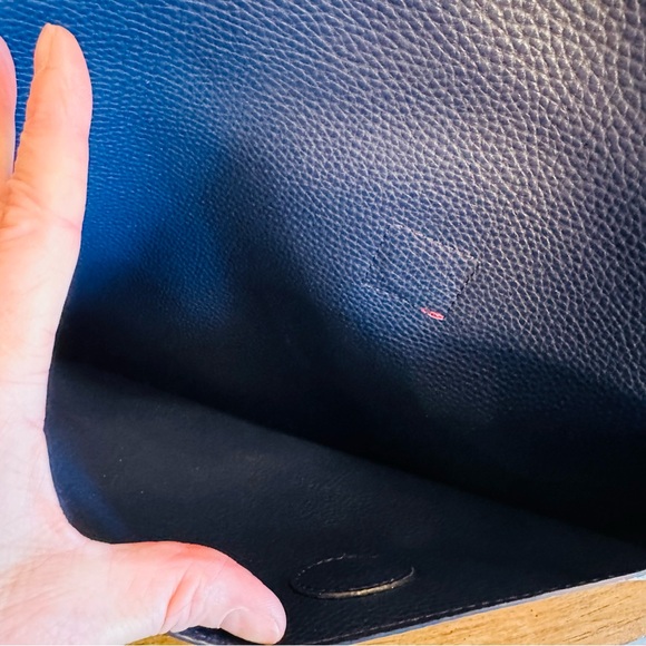 CHARMING CHARLIE LARGE NAVY BLUE TOTE BAG FANTASTIC COND HOT PINK INTERIOR GREAT - Picture 3 of 11